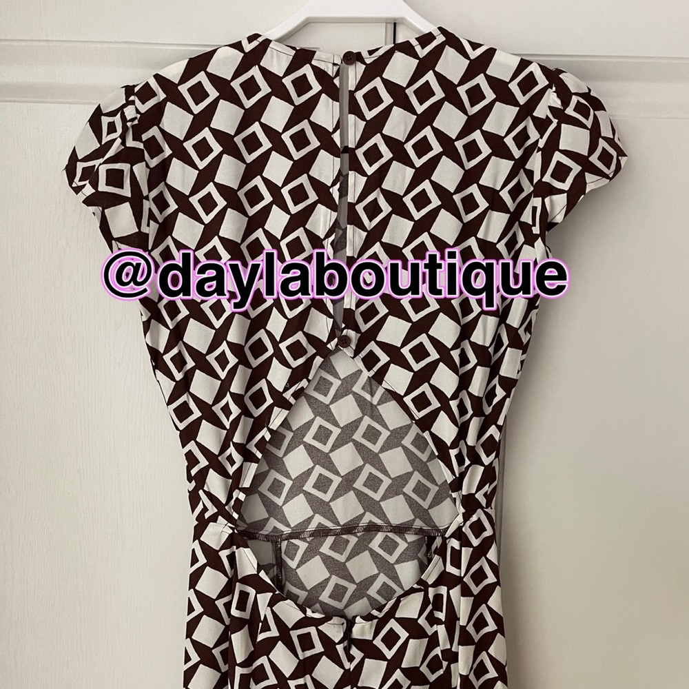 Reformation Gavin Dress Tiles - Picture 8 of 8